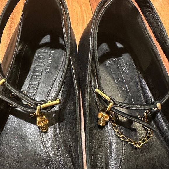 Alexander McQueen Black Ballet Flats